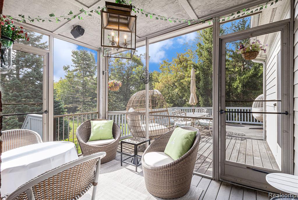 2115 Stonebridge Drive S, Ann Arbor, MI 48108 — Photo 48