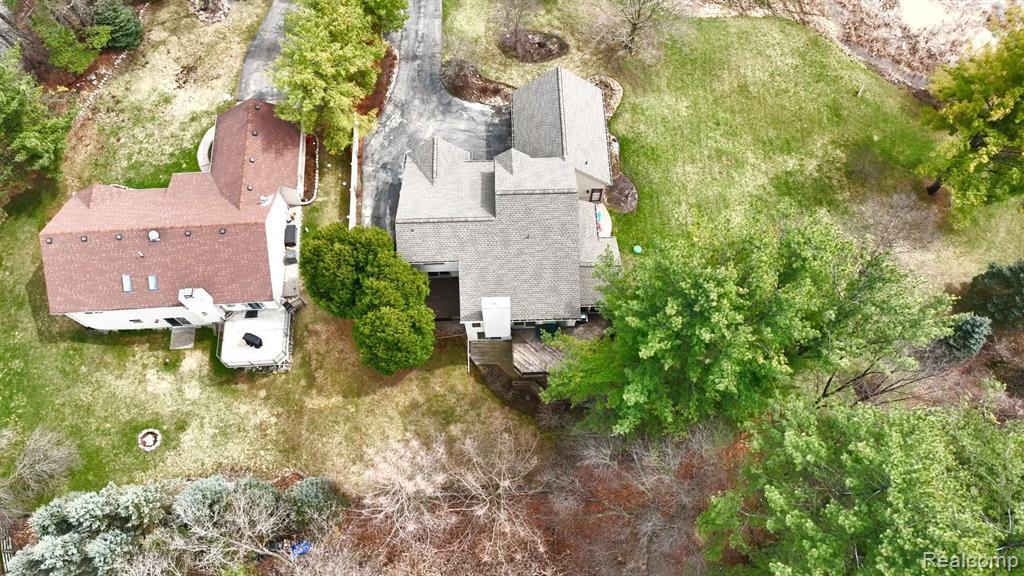 950 Hidden Valley Drive, Lake Orion, MI 48362 — Photo 68