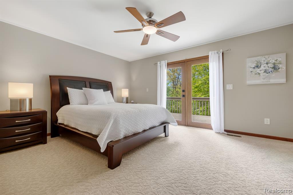2484 PINE HOLLOW Trail, Brighton, MI 48114 — Photo 23