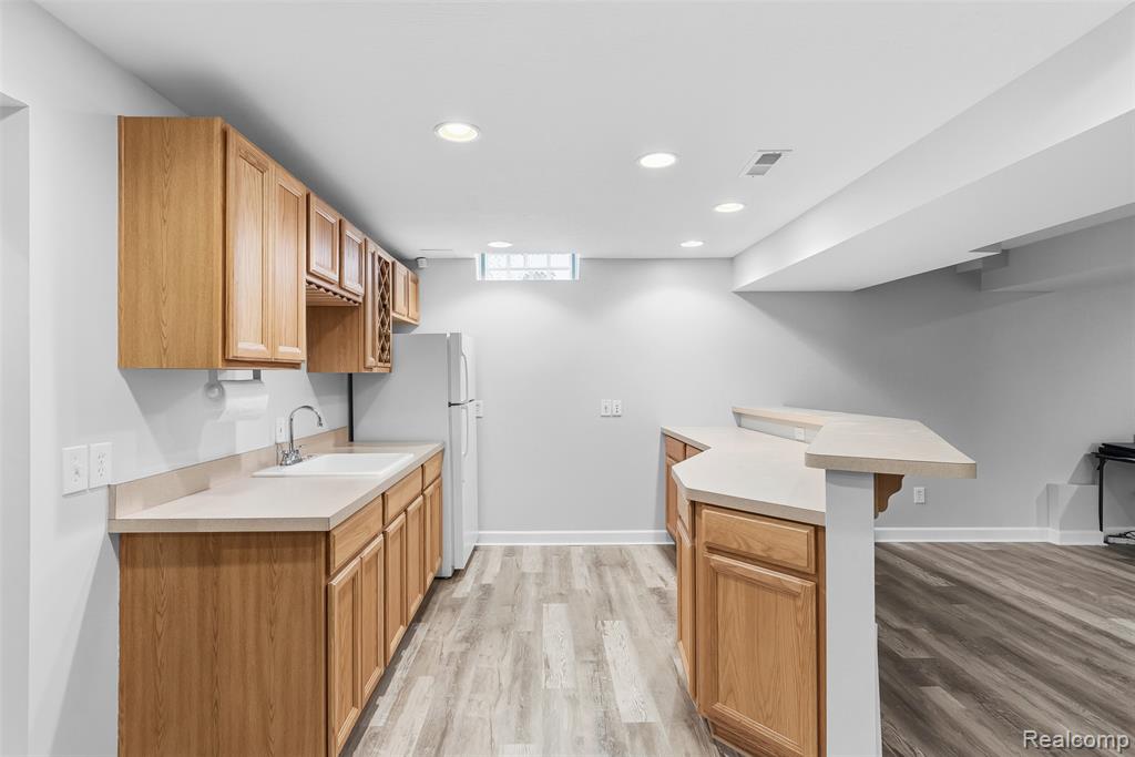 6323 Moonstone Drive, Grand Blanc, MI 48439 — Photo 47