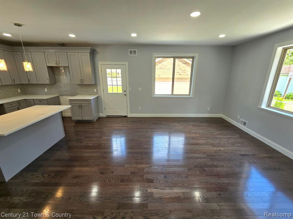 4974 Schlaff Street, Dearborn, MI 48126 — Photo 16