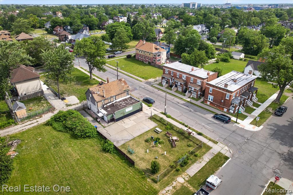 8415 Brush Street, Detroit, MI 48202 — Photo 25