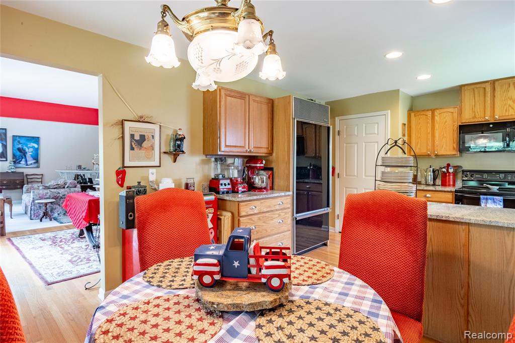 6327 SEQUOIA Drive, Ypsilanti, MI 48197 — Photo 18