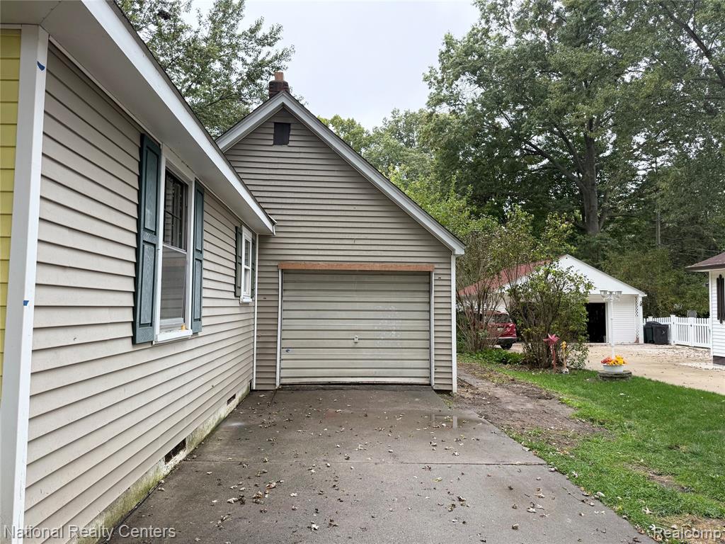 345 Colonial Lane, Algonac, MI 48001 — Photo 3