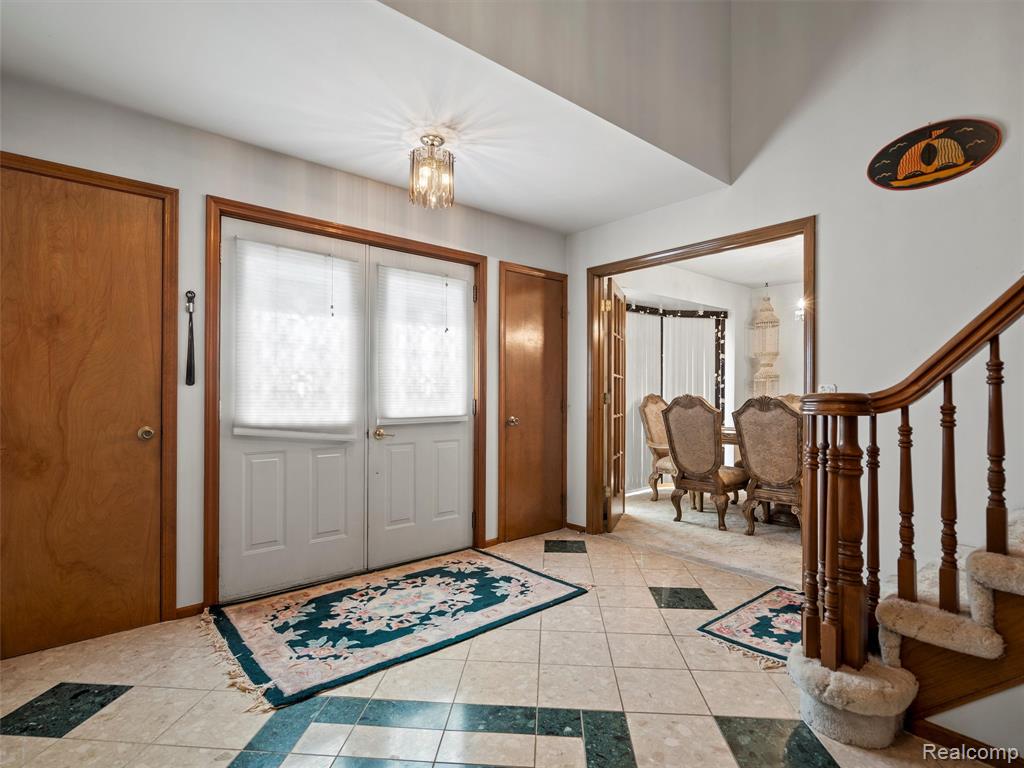 46386 Jackson Drive, Macomb, MI 48044 — Photo 10