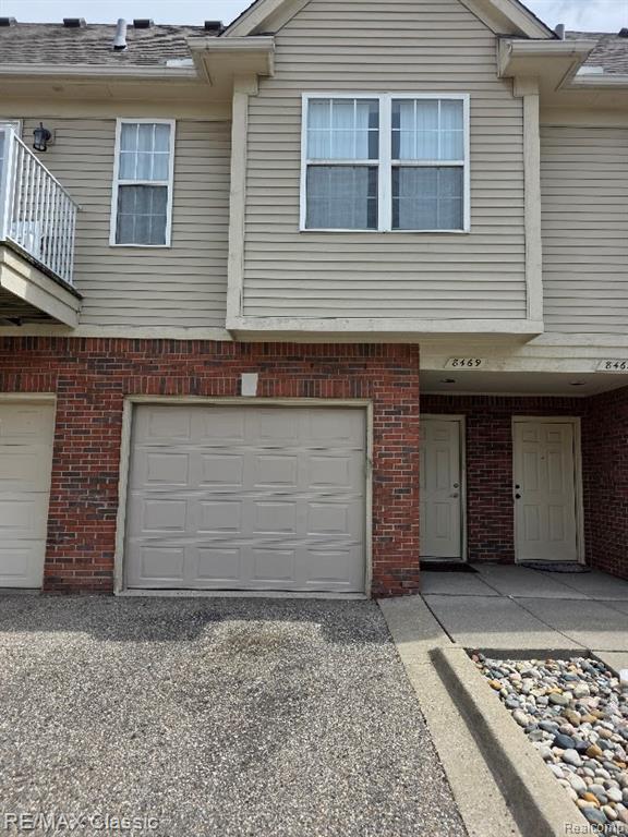8469 Heywood Circle, Sterling Heights, MI 48312 — front exterior