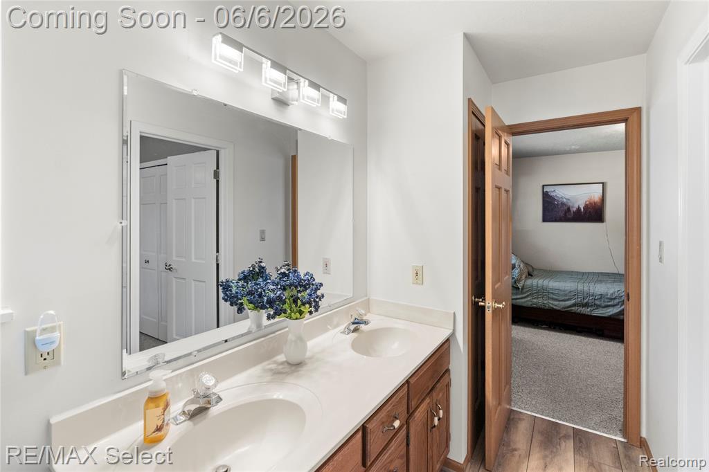 2288 Lost Creek Drive, Flushing, MI 48433 — Photo 37