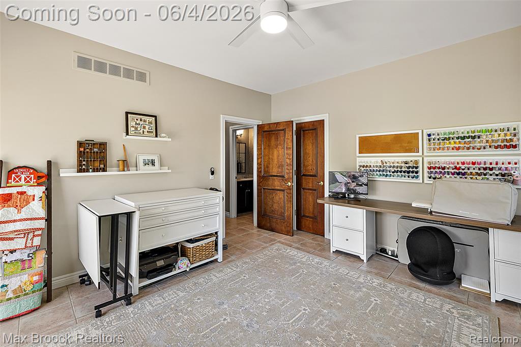 4975 Crestone Way, Rochester, MI 48306 — Photo 16
