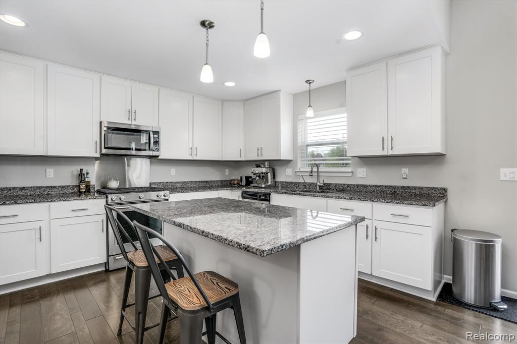 9139 LANNING Lane, Brighton, MI 48116 — Photo 8