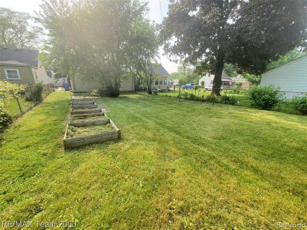 4911 Jackson Street, Dearborn Heights, MI 48125 — Photo 18