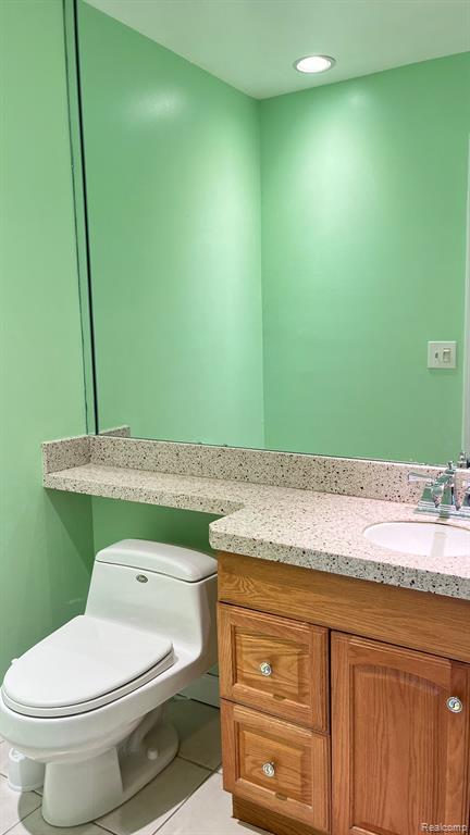 2852 MAYFAIR Drive, Troy, MI 48084 — Photo 18