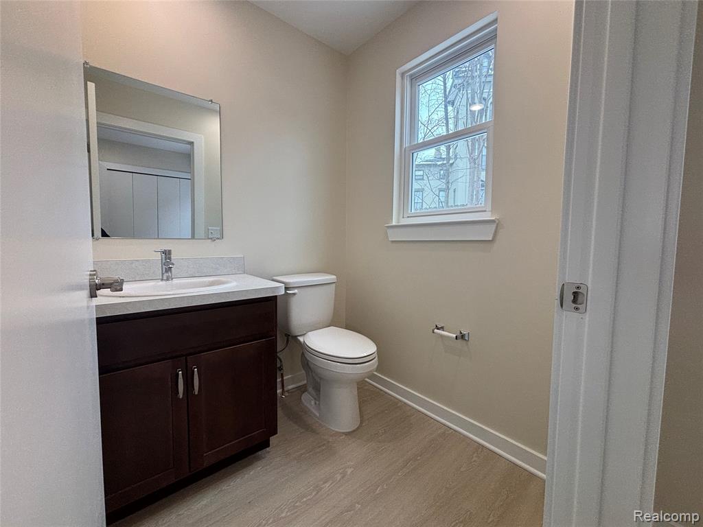 221 N Grove Street, 6, Ypsilanti, MI 48198 — Photo 4