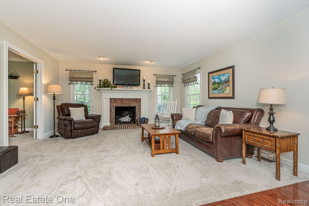 9079 TWIN OAKS, Flushing, MI 48433 — Photo 10