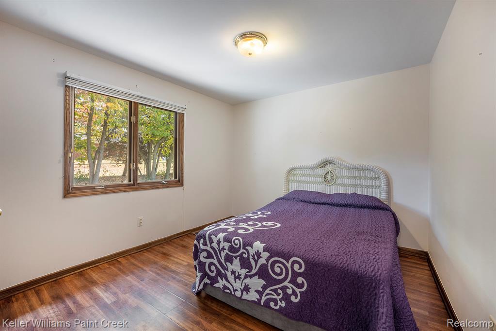 47158 Hunters Chase Drive, Macomb, MI 48042 — Photo 12