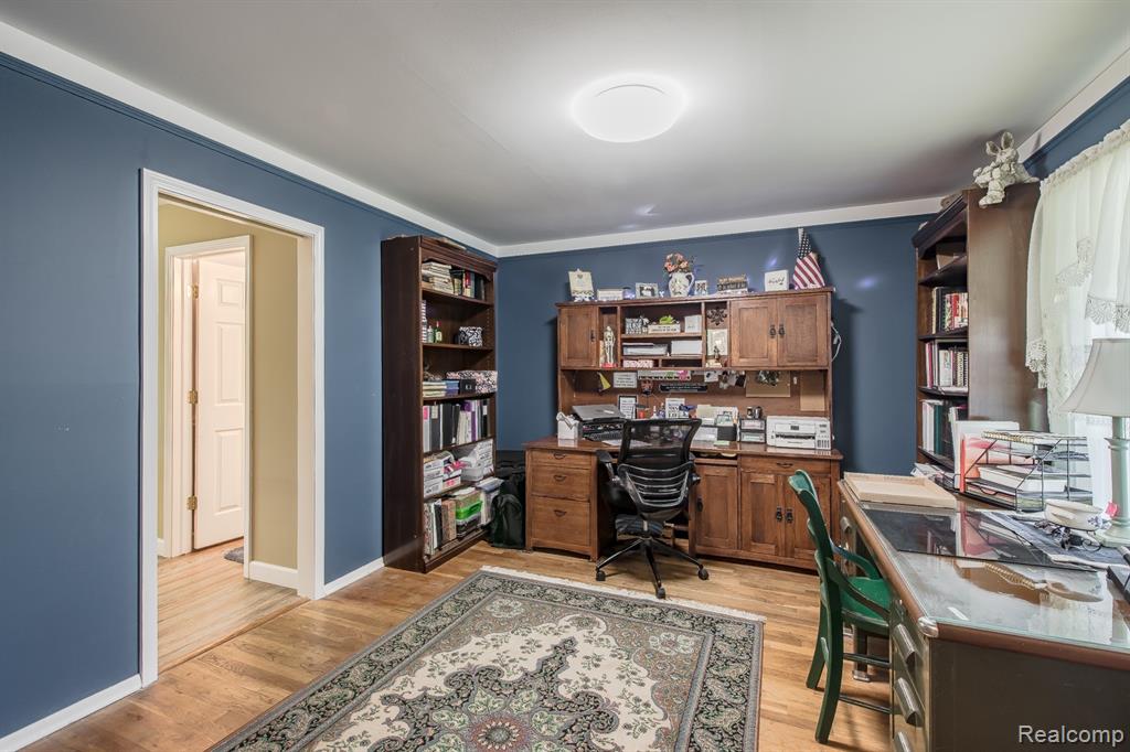 4154 Knollwood Drive, Grand Blanc, MI 48439 — Photo 27