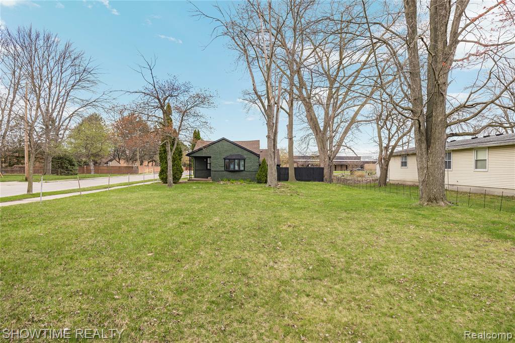 30430 Park Street, Roseville, MI 48066 — Photo 56