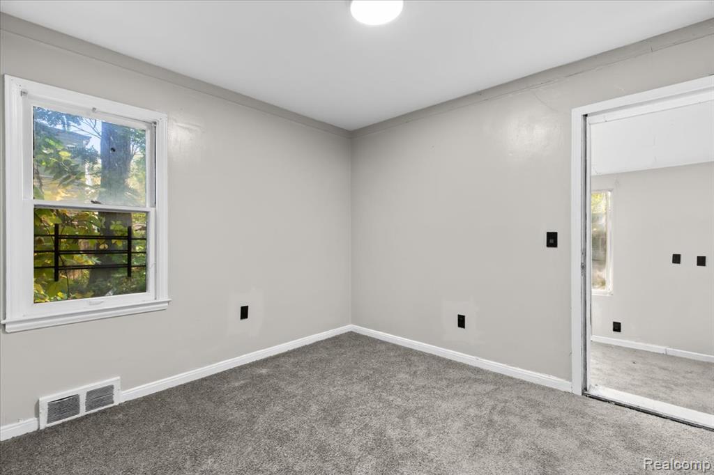 11856 Kilbourne Street, Detroit, MI 48213 — Photo 16