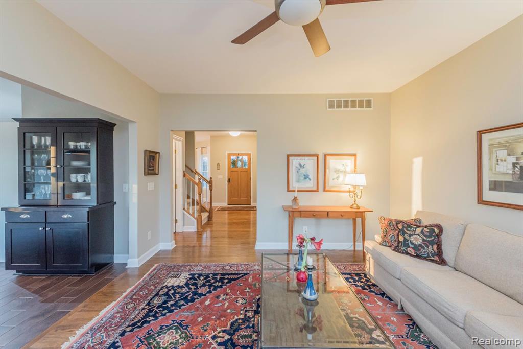 5628 DEER RUN Lane, Dexter, MI 48130 — Photo 4