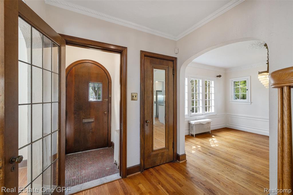 8032 Huntington Road, Huntington Woods, MI — Photo 4