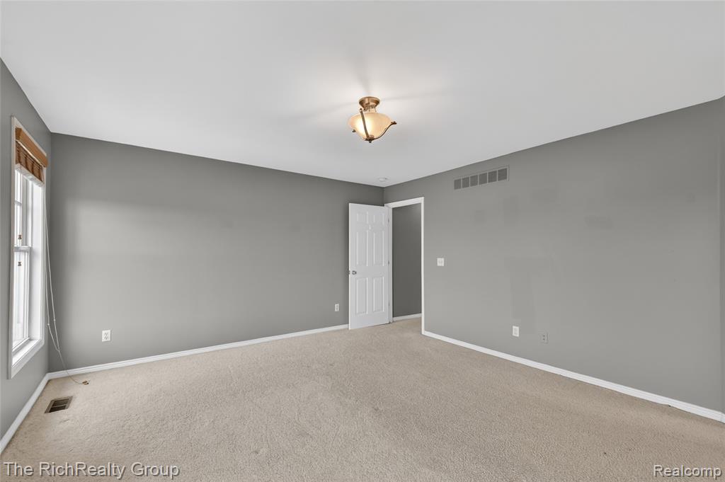 3922 Forester Boulevard, Auburn Hills, MI 48326 — Photo 26