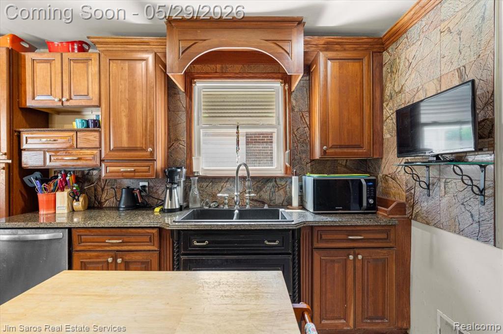 4418 Harvard Road, Detroit, MI 48224 — Photo 14