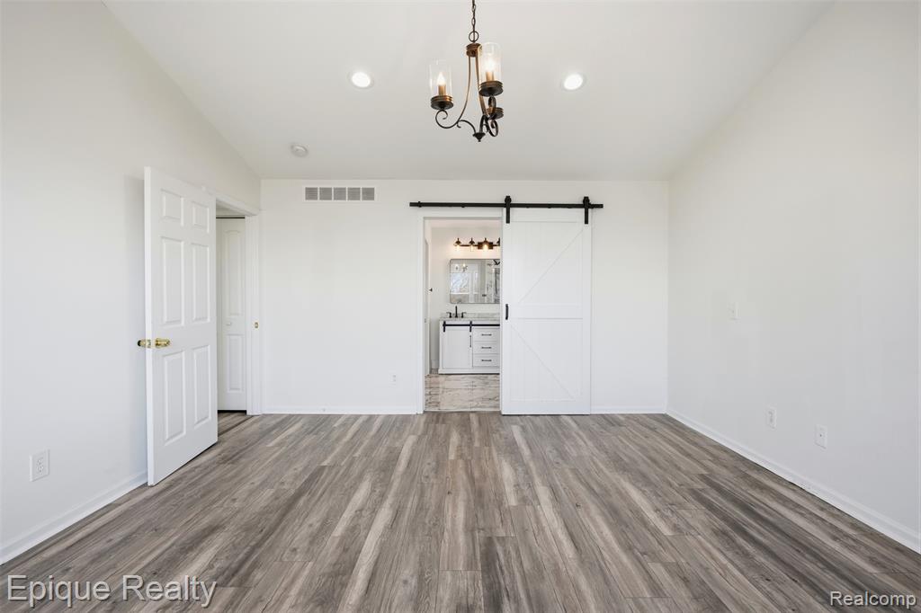 7858 Turrillium Lane, Waterford, MI 48327 — Photo 23