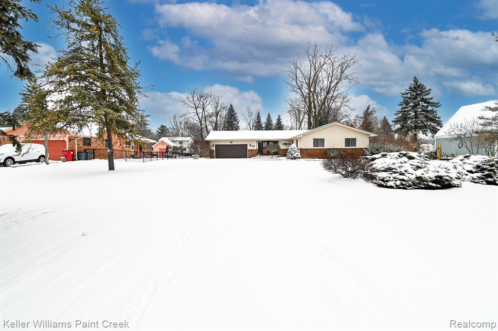 8255 WASCHULL Drive, Washington, MI — Photo 2