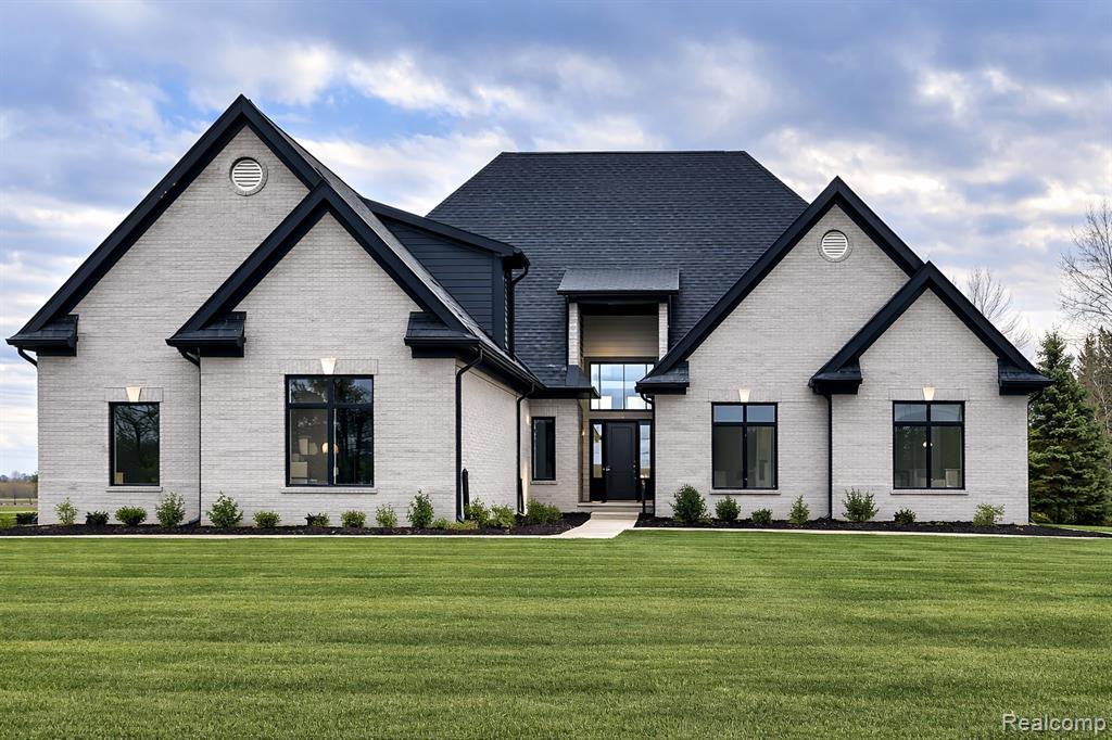 8006 S Potawatomi Court, Newaygo, MI, 49337