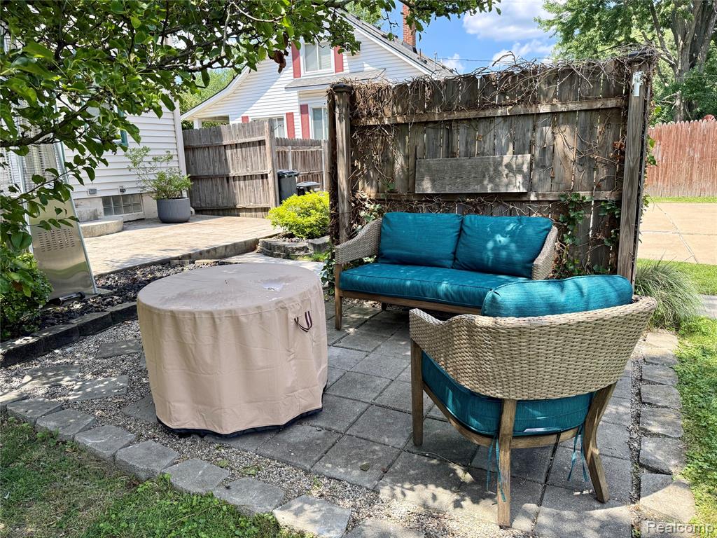 3566 Buckingham Avenue, Berkley, MI 48072 — Photo 36
