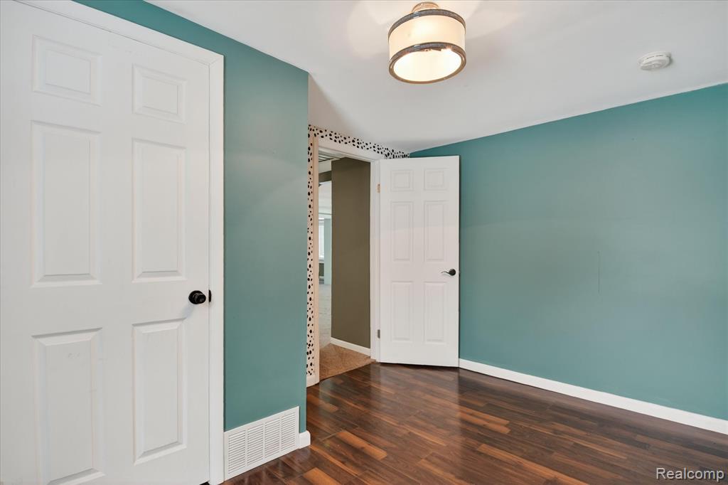 23650 Elwell Road, Belleville, MI 48111 — Photo 30