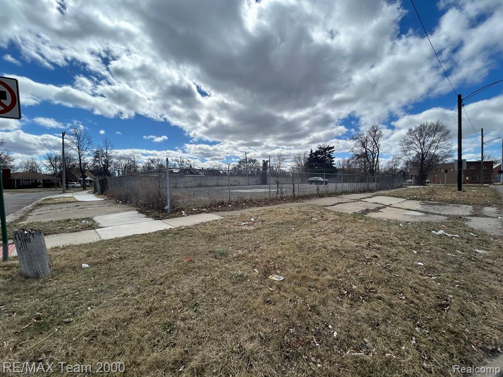 2400 S SCHAEFER Highway - Photo 4