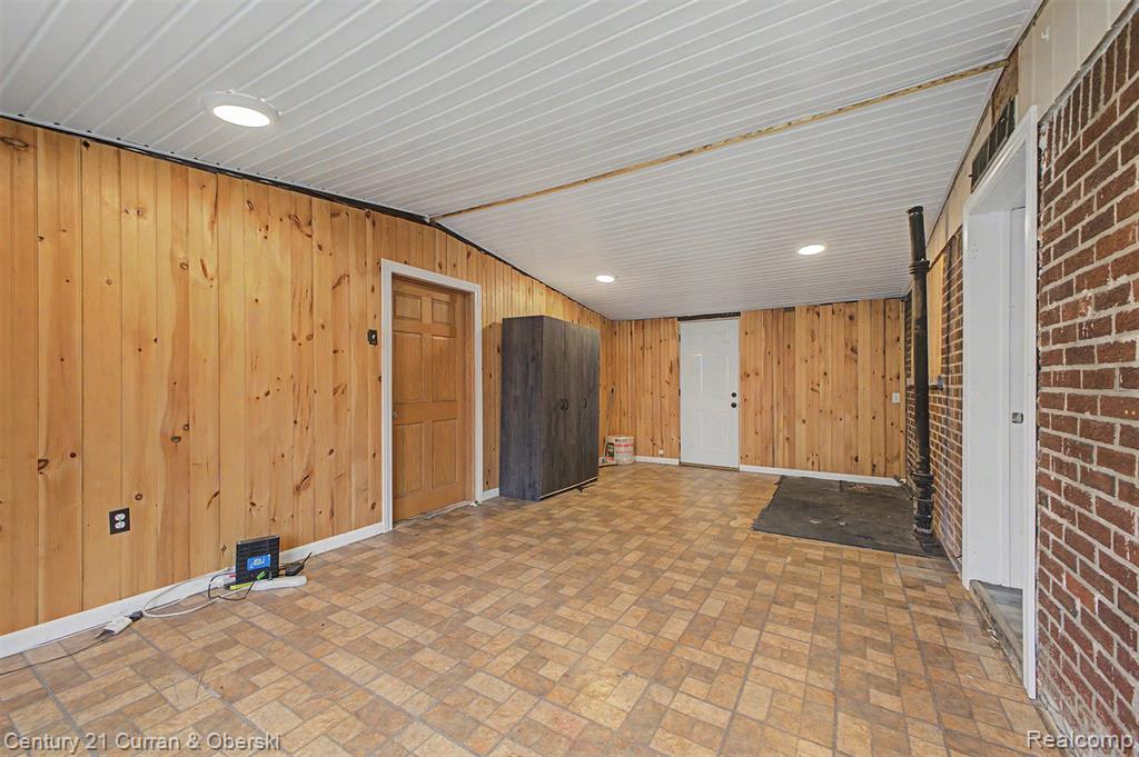 213 Suburban Street, Ecorse, MI 48229 — Photo 17