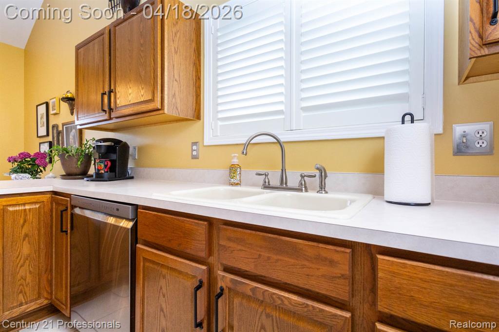 57160 Megan Drive, Washington, MI — Photo 17