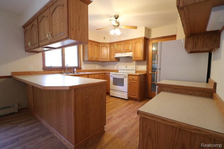 6879 Seabury Road, Imlay City, MI 48444 — Photo 3