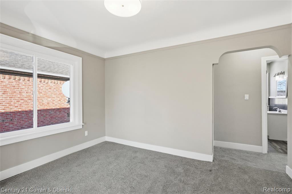 6640 Yinger Avenue, Dearborn, MI 48126 — Photo 22