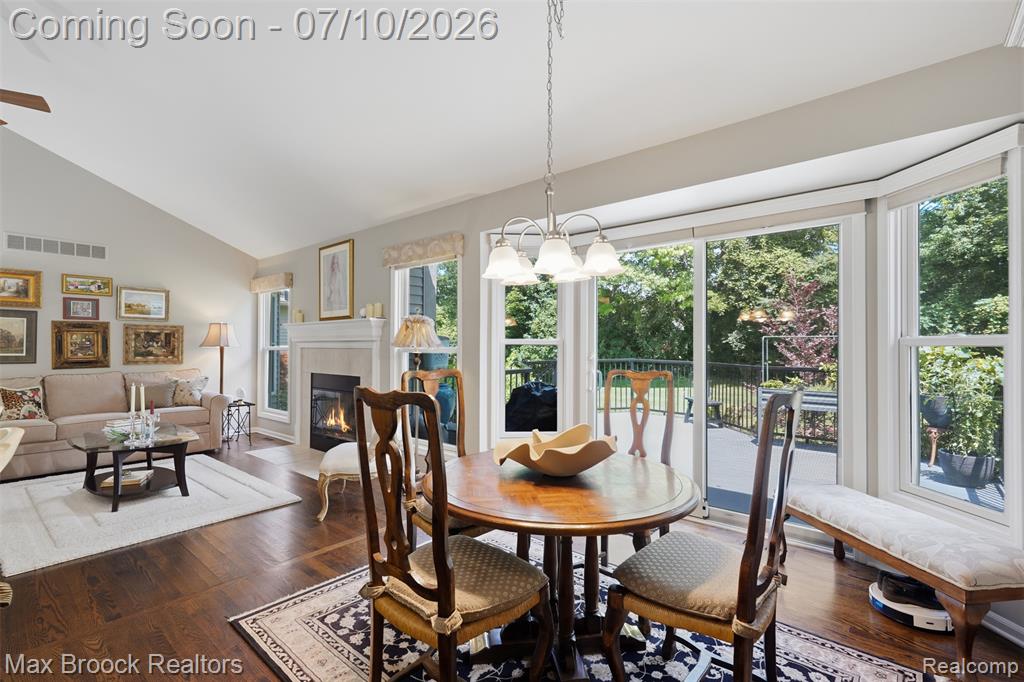 5804 S Windstar Circle, 22, Waterford, MI 48327 — Photo 13