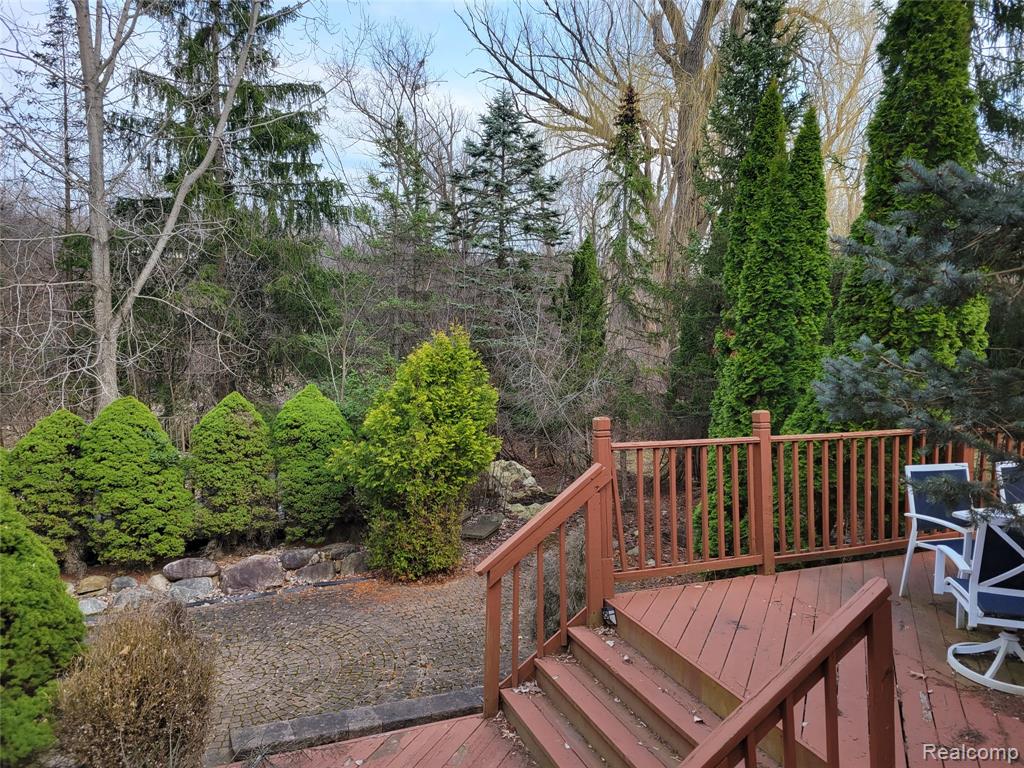 5549 Perrytown Drive, West Bloomfield, MI — Photo 18