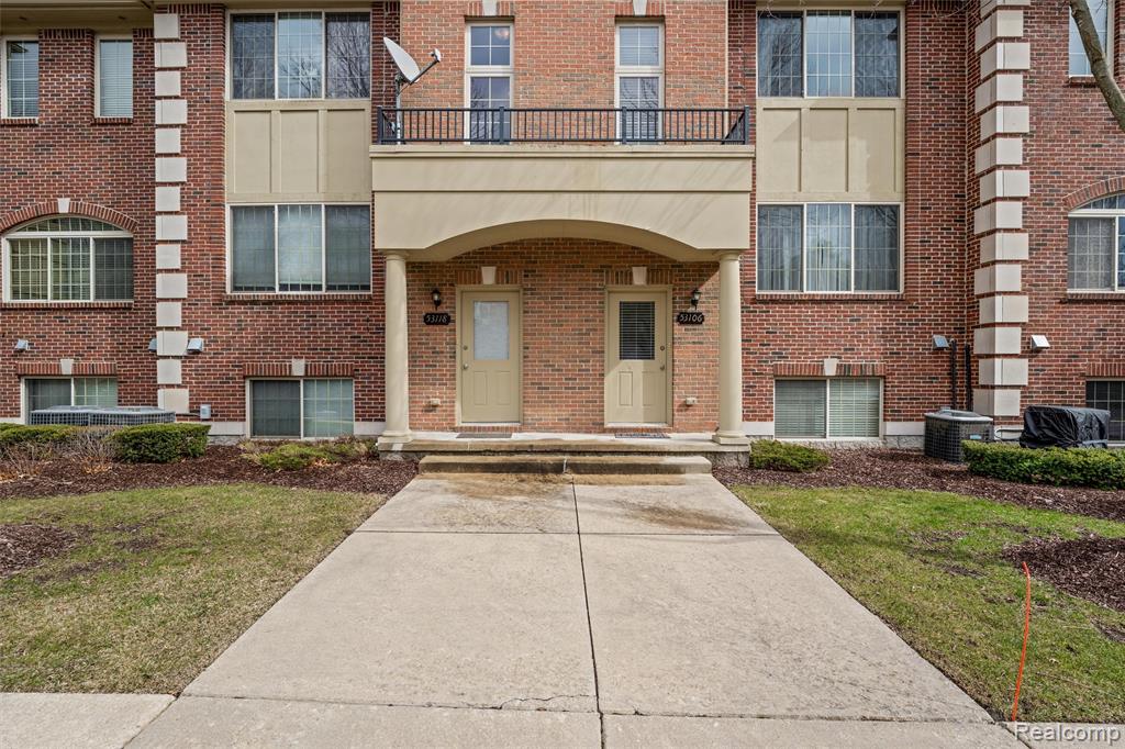 53118 Celtic Drive, Utica, MI 48315 — Photo 3