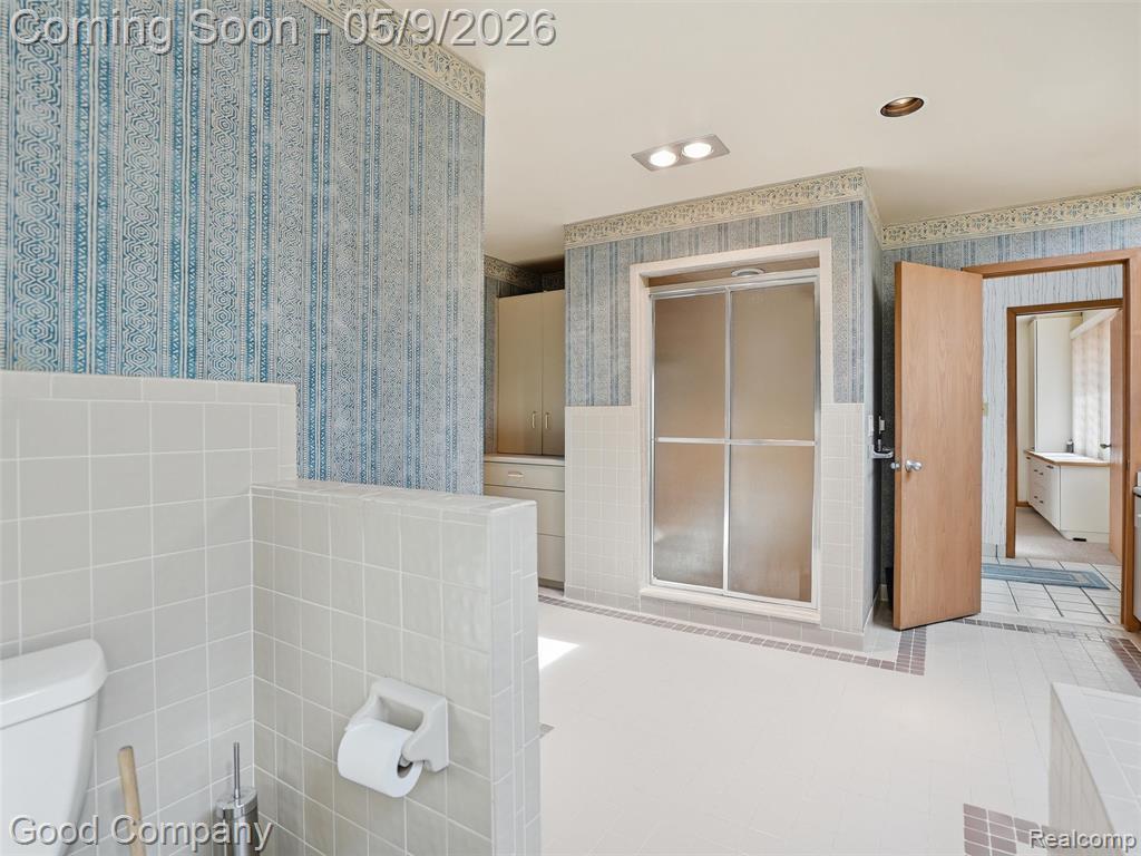 6733 Bloomfield Lane, West Bloomfield, MI — Photo 36