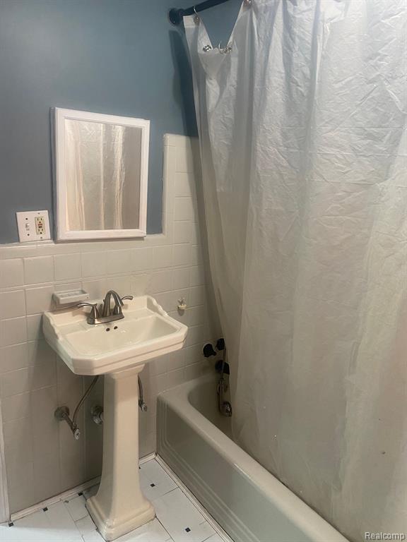 46550 GEDDES Road, Canton, MI 48188 — Photo 16