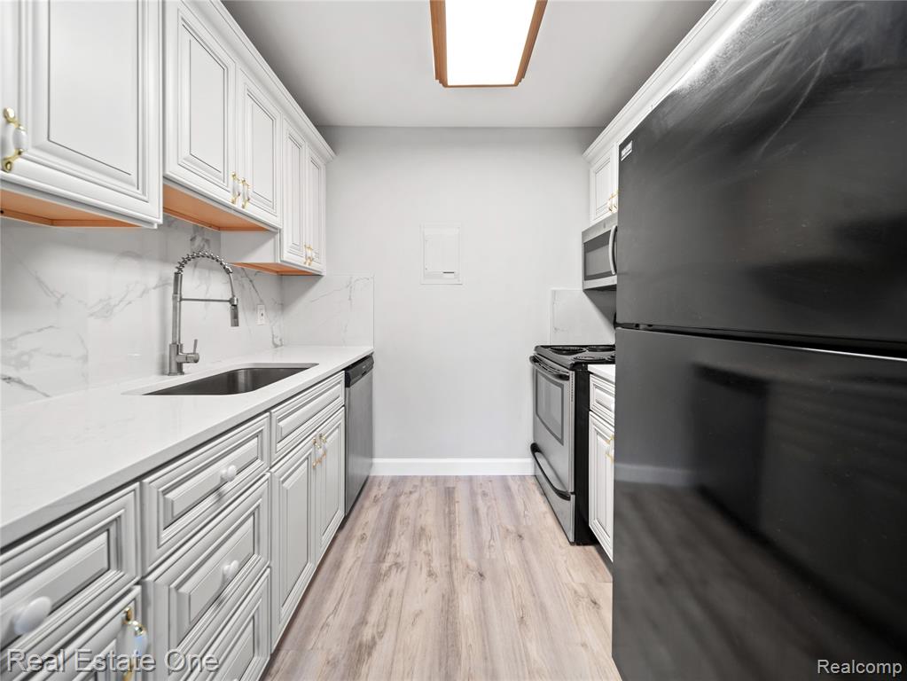 2124 Pauline Boulevard, 307, Ann Arbor, MI 48103 — Photo 9