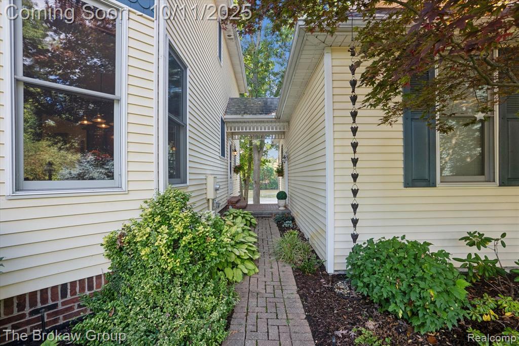 10216 Mill Pointe Drive, Goodrich Vlg, MI — Photo 52
