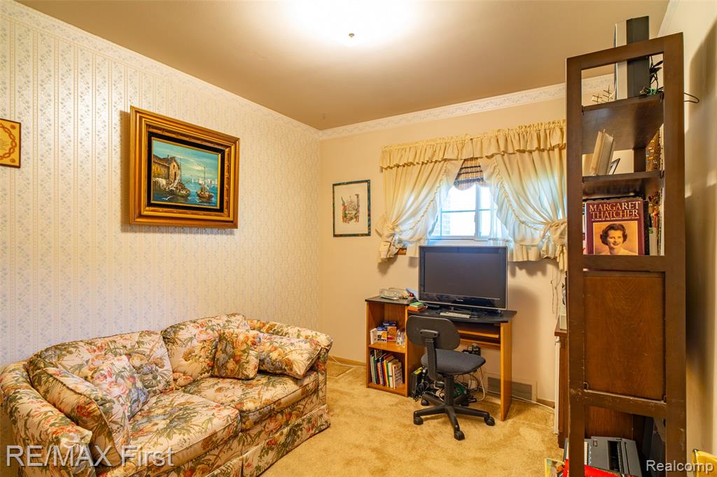 8860 Kidley Drive, Sterling Heights, MI 48314 — Photo 26