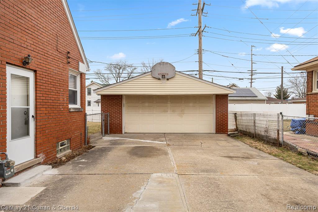 1046 6th Street, Wyandotte, MI 48192 — Photo 4