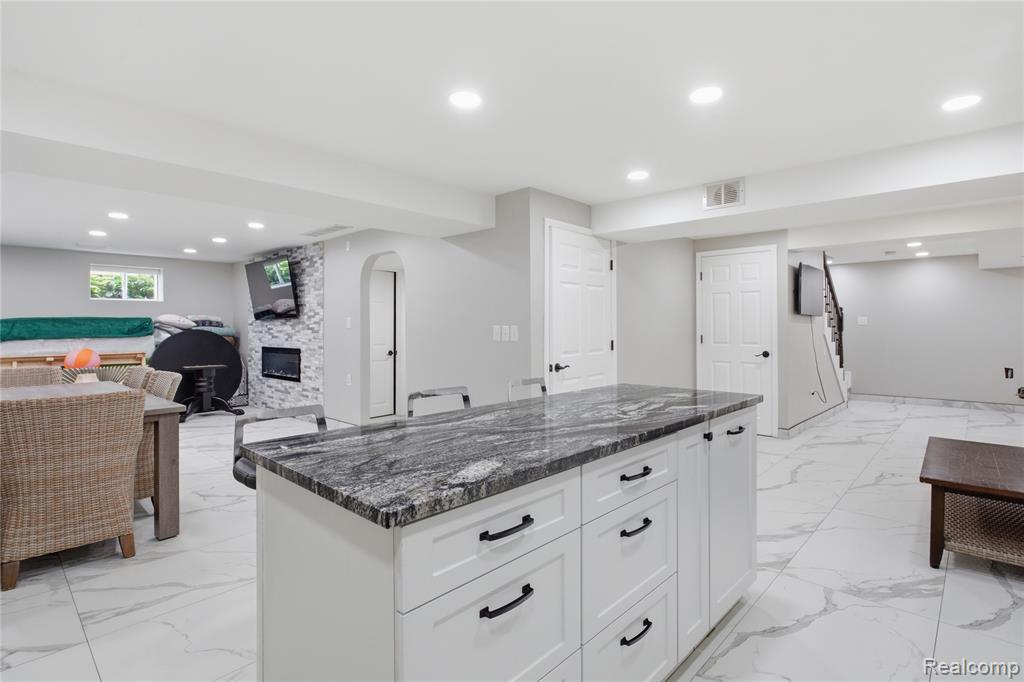 8873 Northern Avenue, Plymouth, MI 48170 — Photo 42