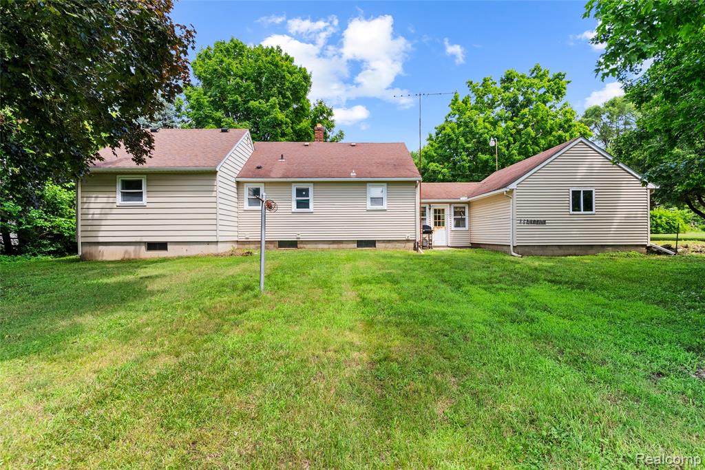 4900 E Exchange Road, Bancroft, MI 48414 — Photo 30
