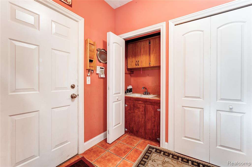 13445 Millie Court, Holly, MI 48442 — Photo 54
