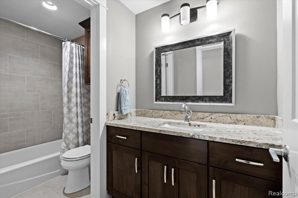 771 Harmony Hills Parkway, Oxford, MI 48371 — Photo 29