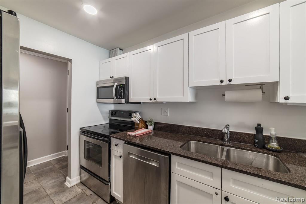 1001 W Jefferson Avenue, 300-15E, Detroit, MI 48226 — Photo 10