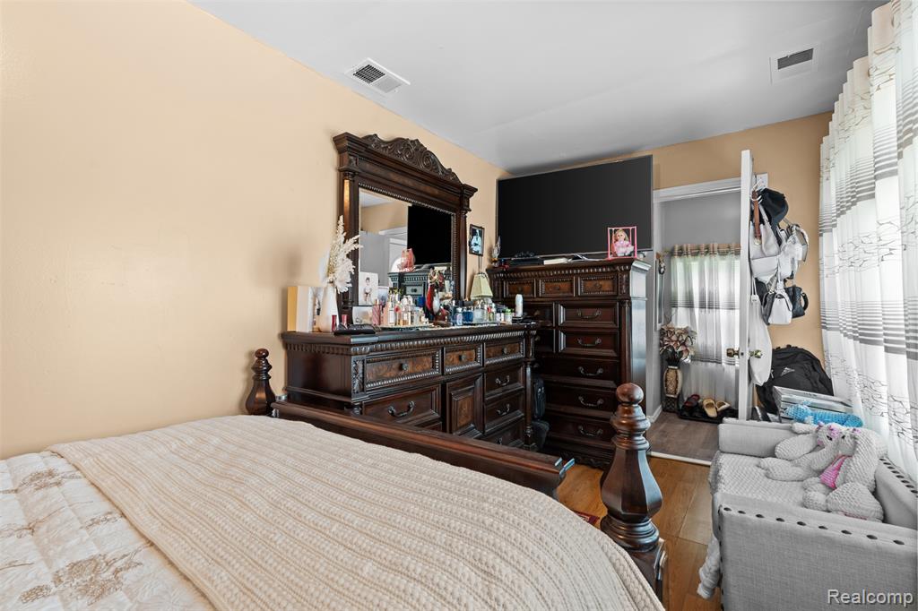 1325 E Lake Drive, Novi, MI 48377 — Photo 14